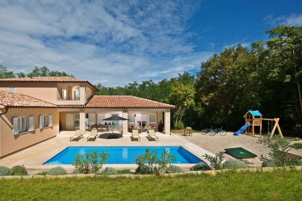 Maison de luxe à vendre à Labin, 0 €, Photo 2