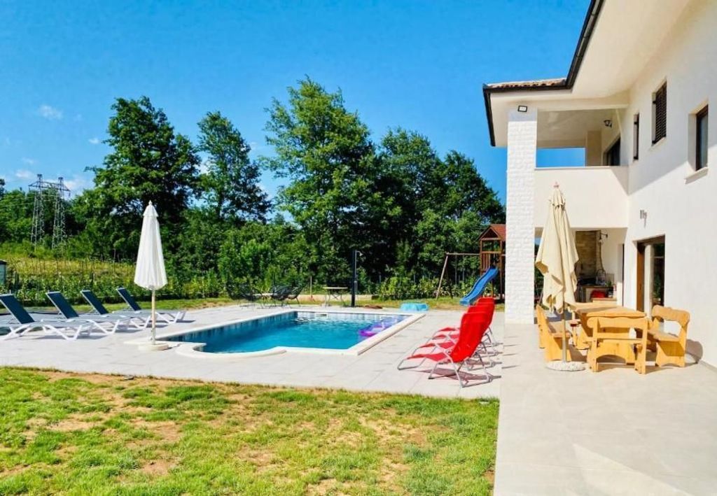 Maison de luxe à vendre à Labin, 750 000 €, Photo 3