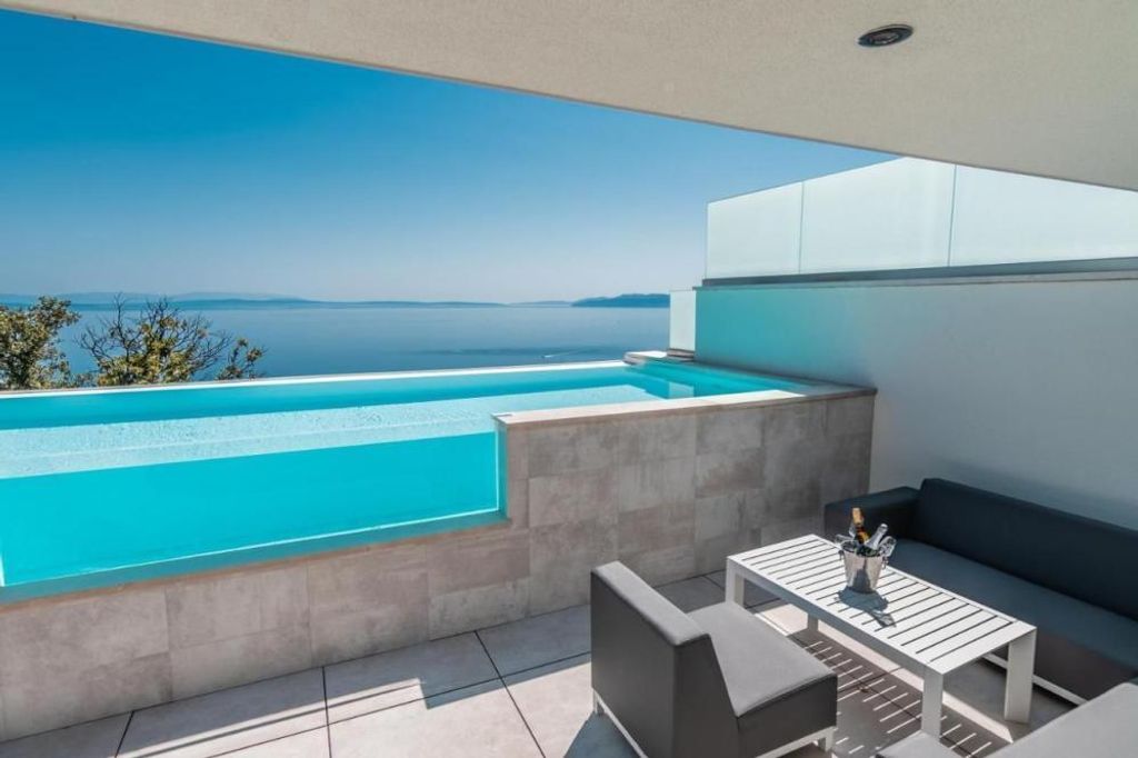Maison de luxe à vendre à Pobri, 1 250 000 €, Photo 1