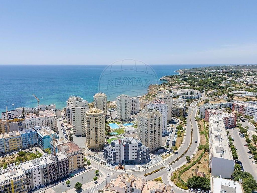 Appartement de luxe à vendre à Armação de Pêra, 410 000 €, Photo 1