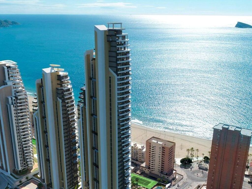 Luxury Apartment for sale in Benidorm, 1 690 000 €, Photo 1