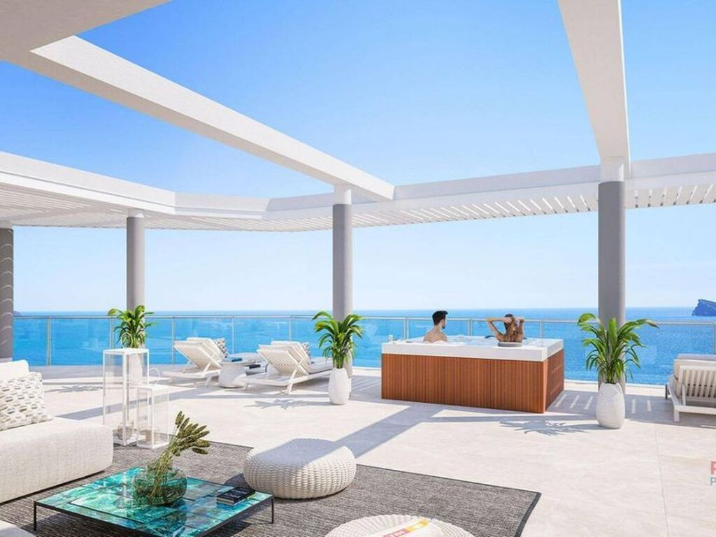 Luxury Apartment for sale in Benidorm, 570 000 €, Photo 2