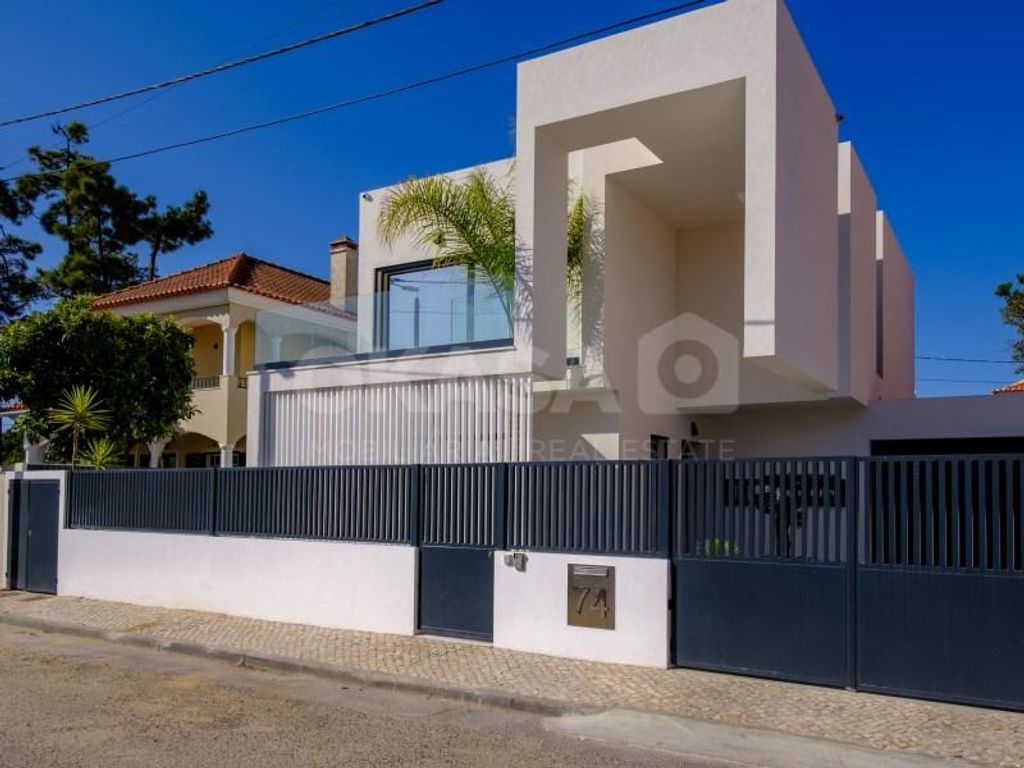 Maison de luxe à vendre à Aroeira, 1 000 000 €, Photo 1