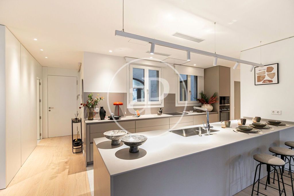 Appartement de luxe à vendre à Barcelona, 1 750 000 €, Photo 5