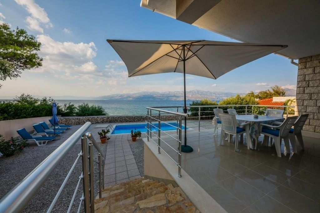 Maison de luxe à vendre à Splitska, 1 300 000 €, Photo 5
