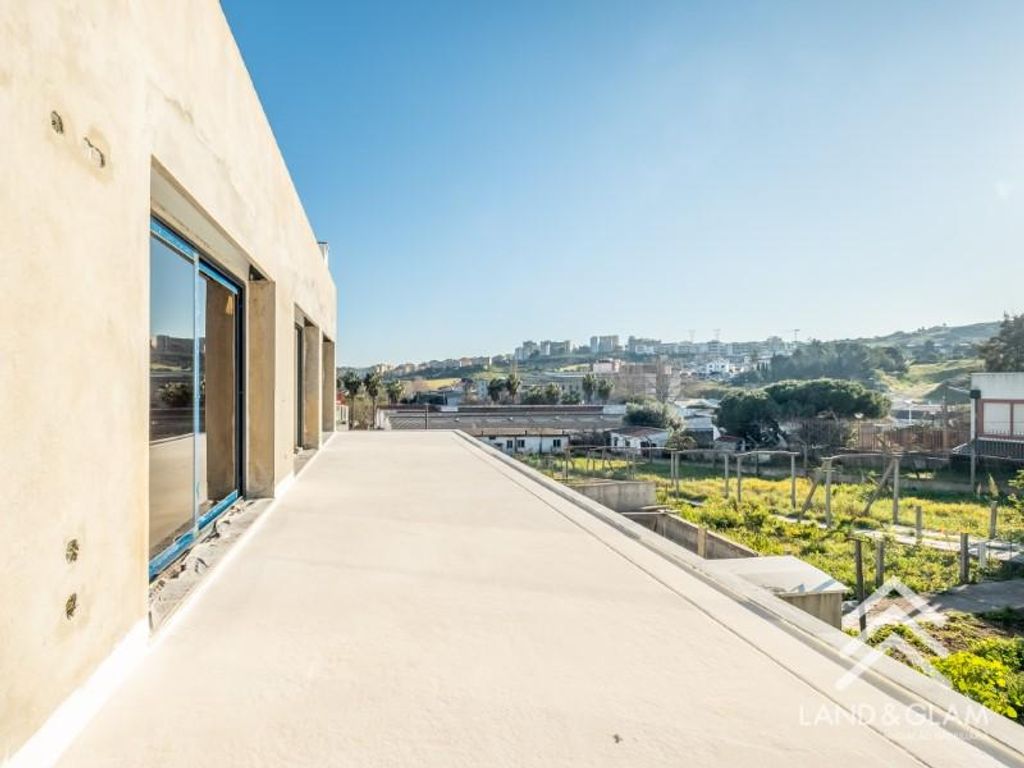 Luxury Apartment for sale in Loures, 695 000 €, Photo 2