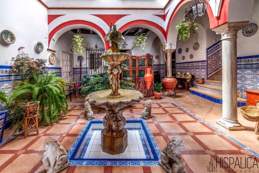 Maison de luxe à vendre à Carmona, 650 000 €, Photo 2