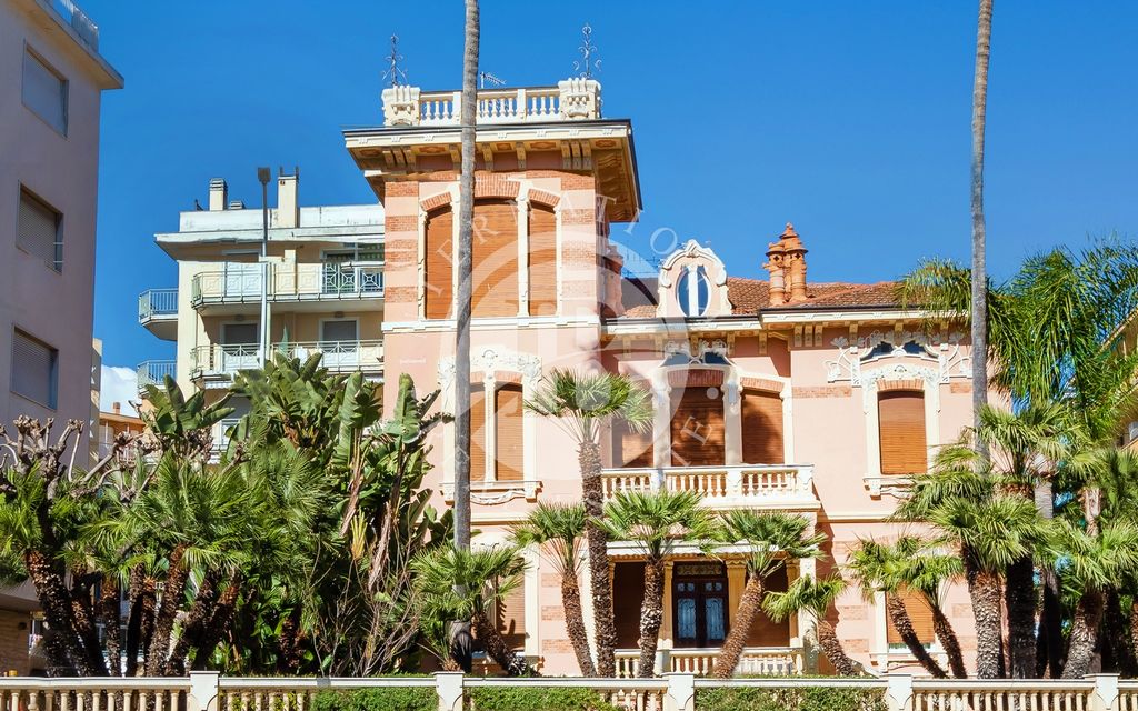 Maison de luxe à vendre à Arma Di Taggia, 5 000 000 €, Photo 1