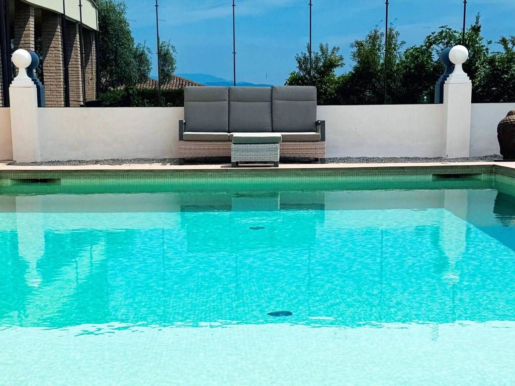 Maison de luxe à vendre à Bardolino, 2 480 000 €, Photo 3