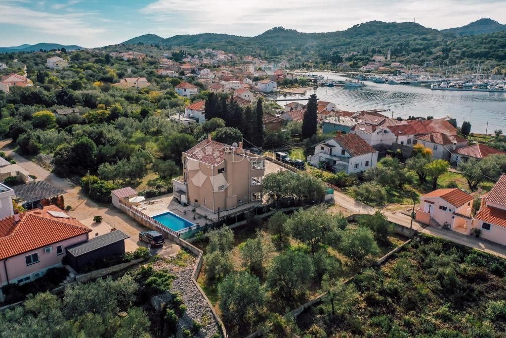 Maison de luxe à vendre à Preko, 820 000 €, Photo 2