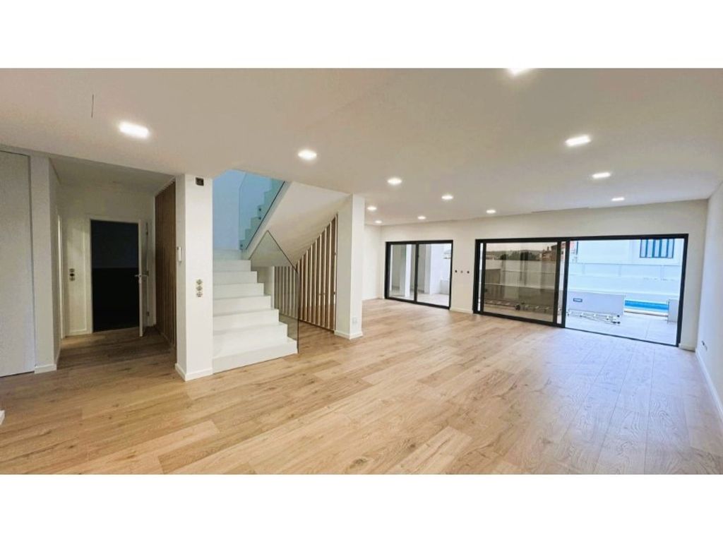 Maison de luxe à vendre à Loures, 797 500 €, Photo 3