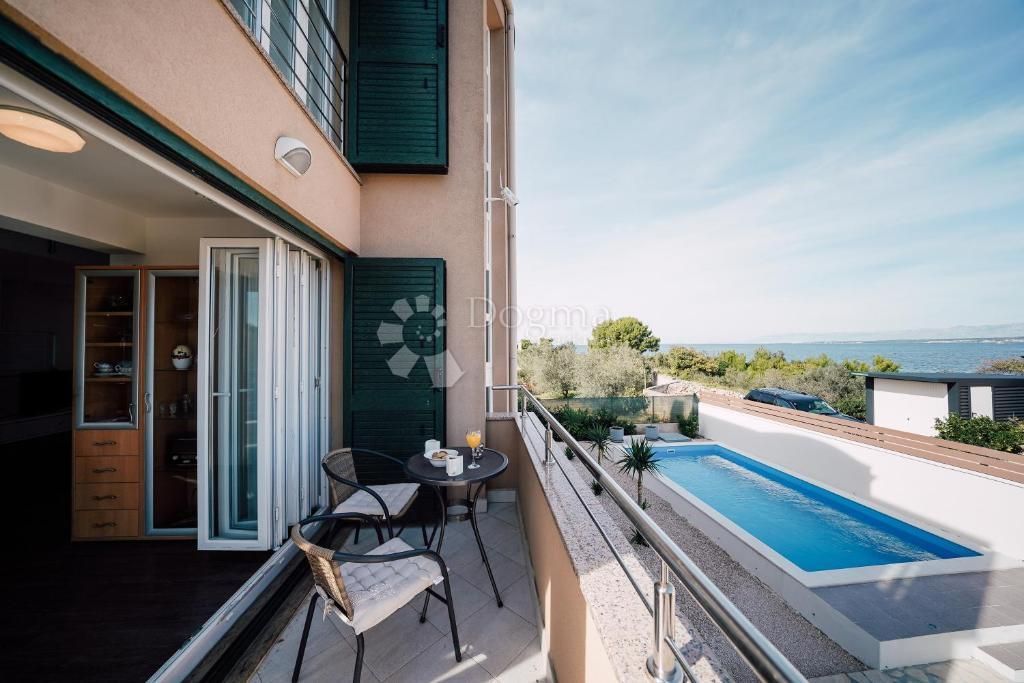 Maison de luxe à vendre à Preko, 820 000 €, Photo 5