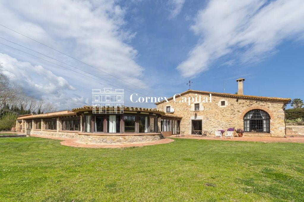Maison de luxe à vendre à Begur, 2 100 000 €, Photo 1