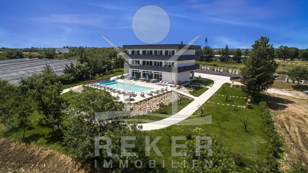 Appartement de luxe à vendre à Zadar, 1 180 000 €, Photo 2