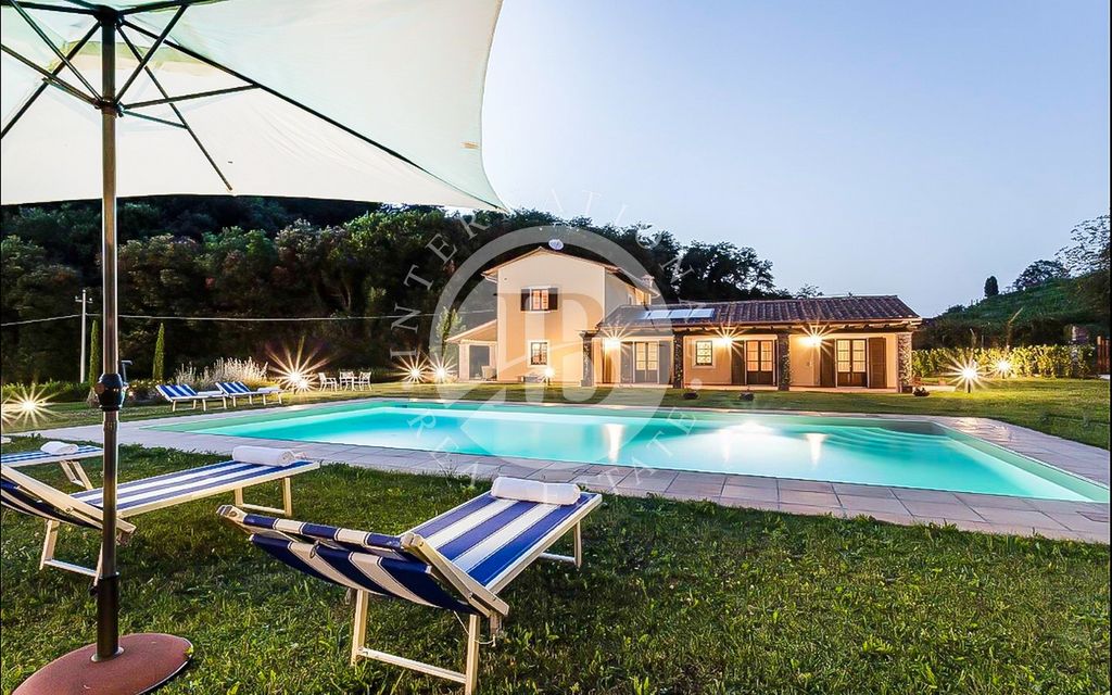 Maison de luxe à vendre à Lucca, 1 600 000 €, Photo 1