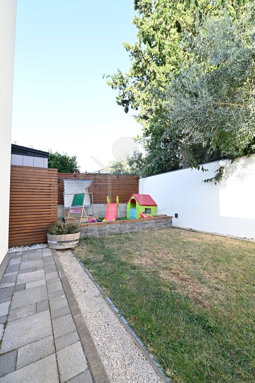 Maison de luxe à vendre à Porec, 394 000 €, Photo 6