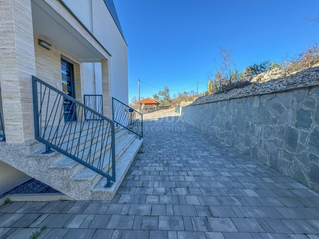 Appartement de luxe à vendre à Crikvenica, 850 000 €, Photo 3