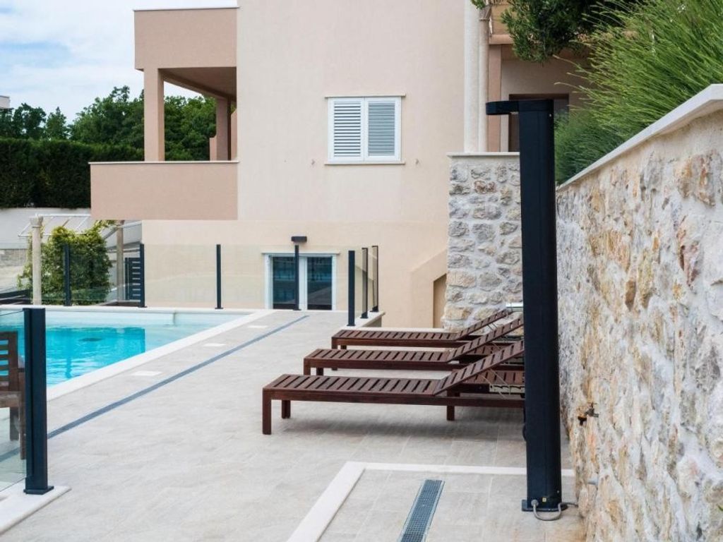 Luxury House for sale in Mlini, 1 200 000 €, Photo 2