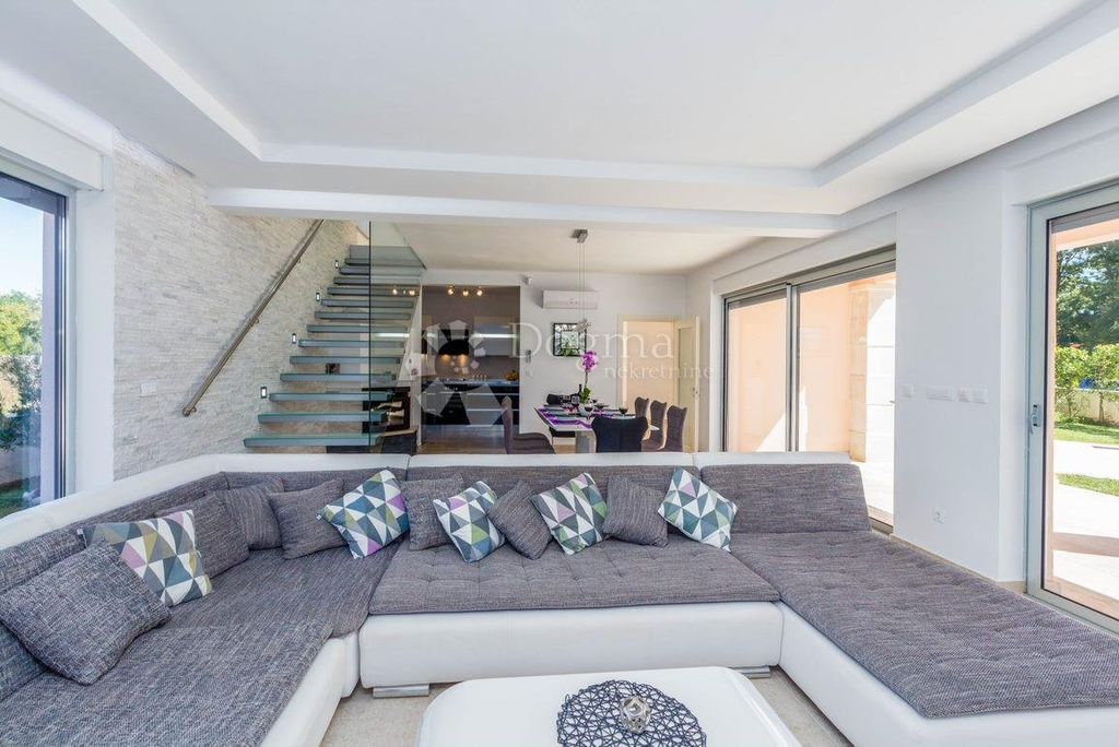 Luxury House for sale in Marcana, 675 000 €, Photo 5