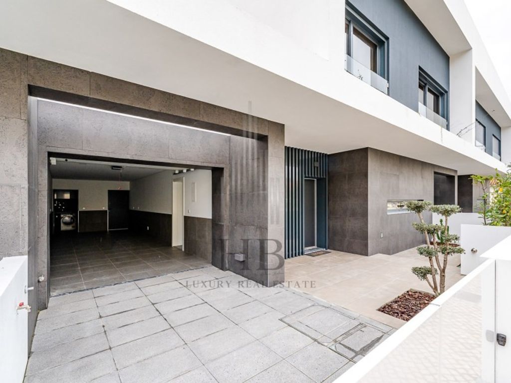 Maison de luxe à vendre à Loures, 797 500 €, Photo 2
