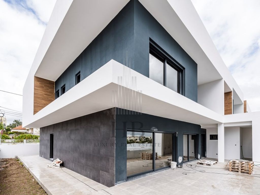 Maison de luxe à vendre à Loures, 797 500 €, Photo 3
