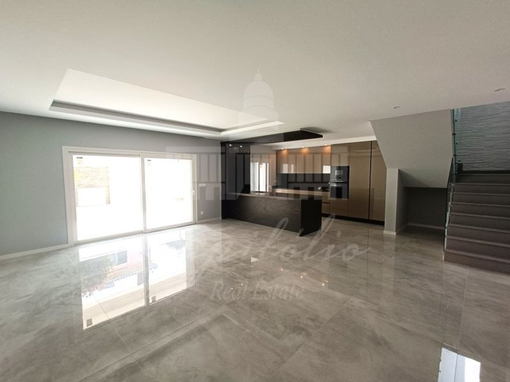 Luxury House for sale in Seixal, 659 000 €, Photo 4