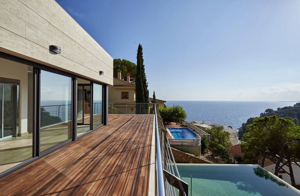 Luxury House for sale in Lloret de Mar, 1 800 000 €, Photo 1