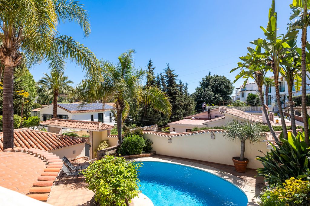 Maison de luxe à vendre à Marbella, 1 295 000 €, Photo 3