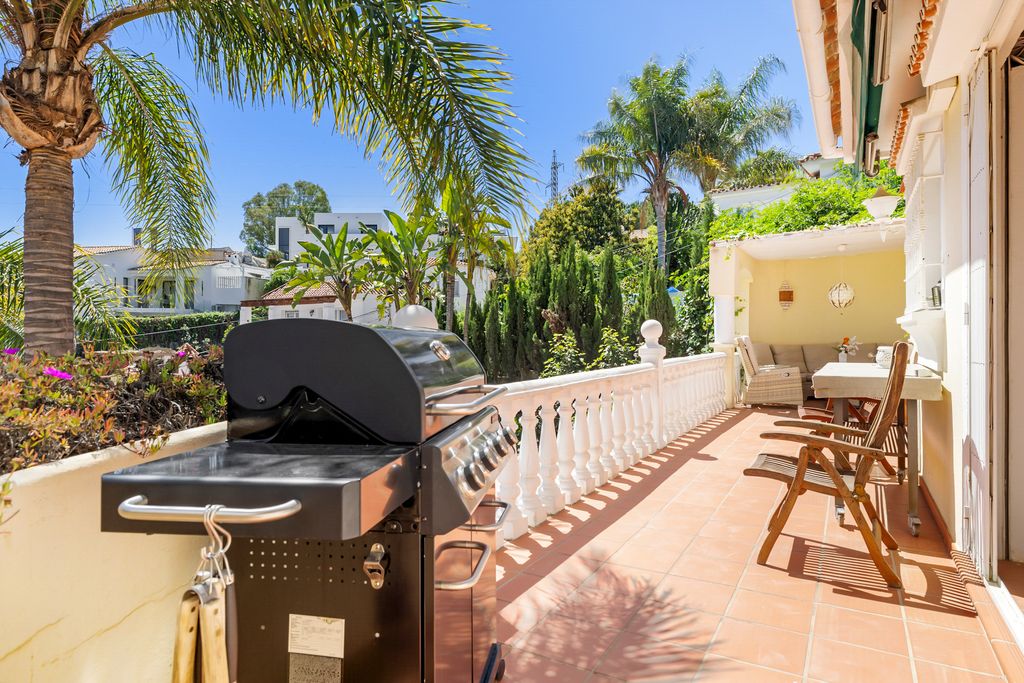 Maison de luxe à vendre à Marbella, 1 295 000 €, Photo 2