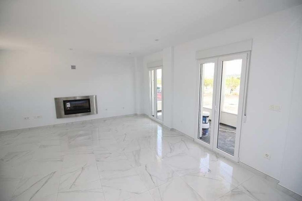 Luxury House for sale in Pinoso, 426 000 €, Photo 3