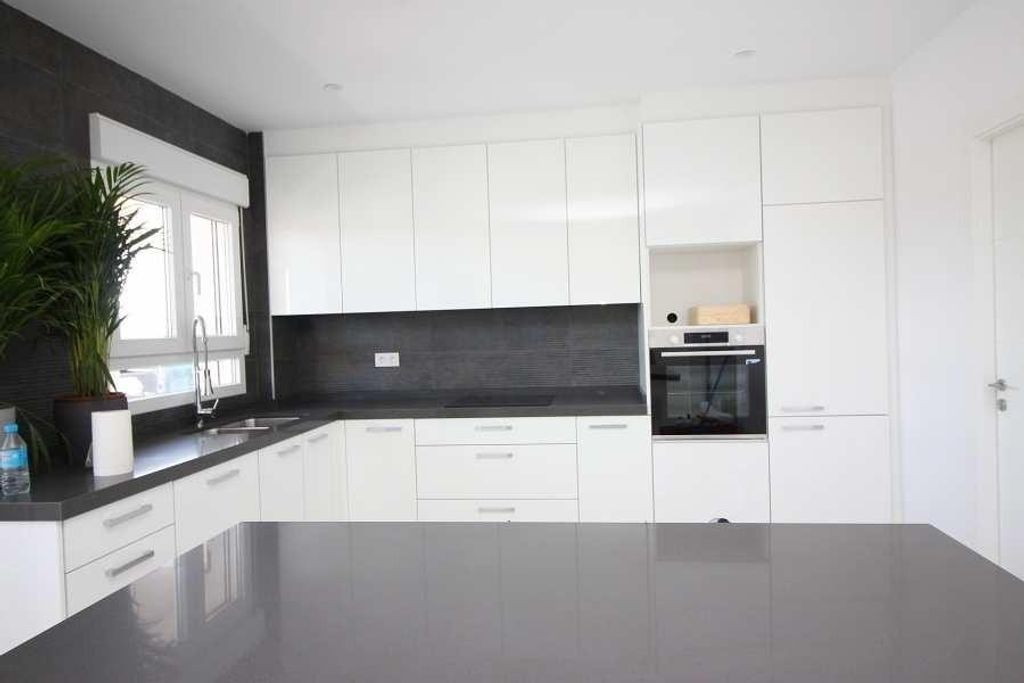 Luxury House for sale in Pinoso, 426 000 €, Photo 4