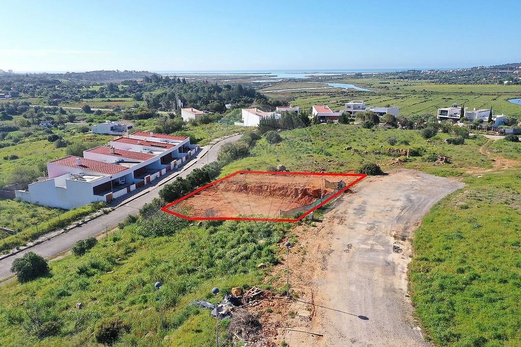 Luxury House for sale in Mexilhoeira Grande, 895 000 €, Photo 4