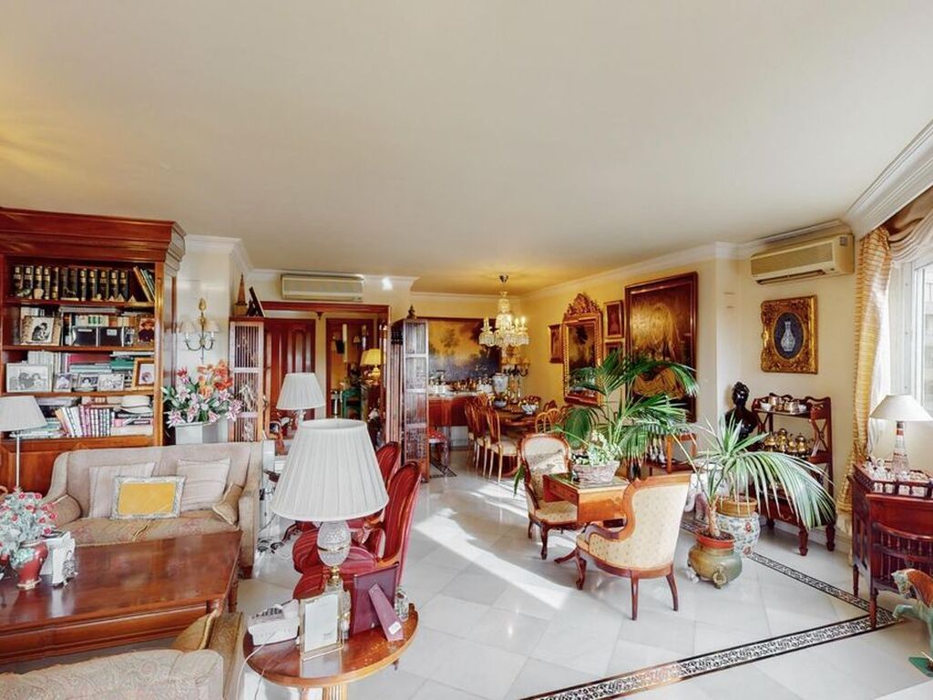 Luxury Apartment for sale in Málaga, 1 890 000 €, Photo 4
