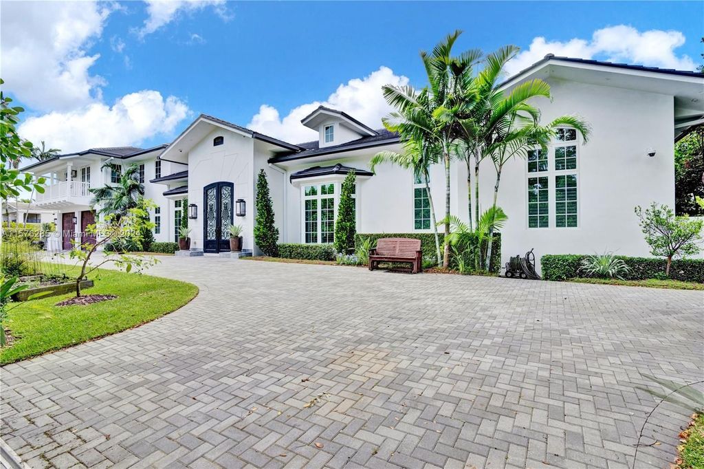 Luxury House for sale in Miami Coral Gables, 16 301 866 €, Photo 2
