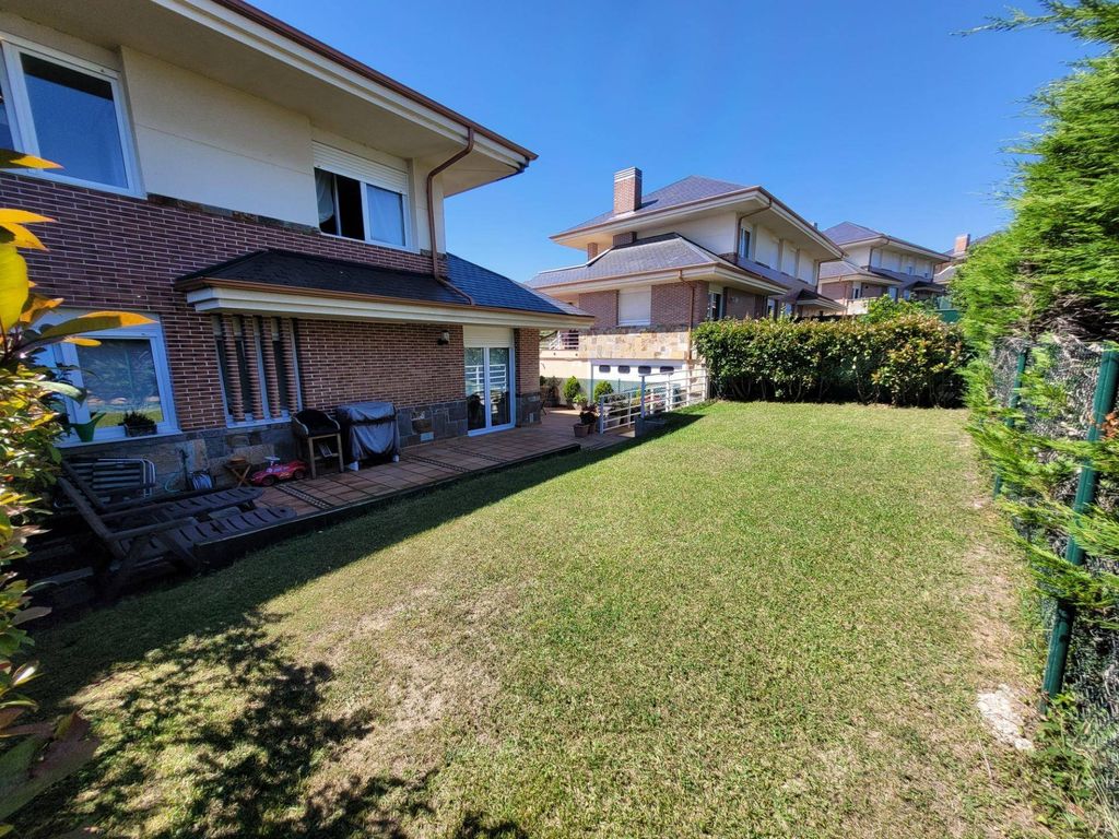 Luxury House for sale in Castro-Urdiales, 590 000 €, Photo 4