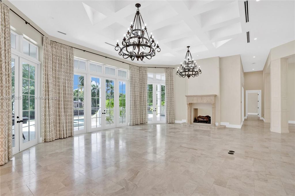 Luxury House for sale in Miami Coral Gables, 16 301 866 €, Photo 4