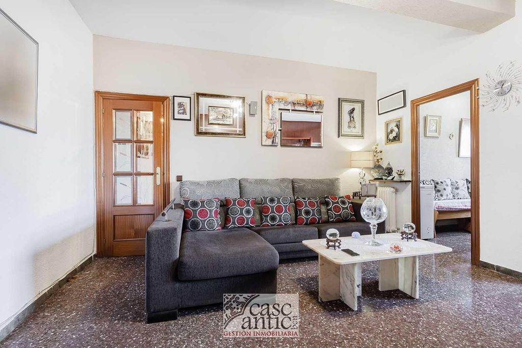 Luxury Apartment for sale in Barcelona, 545 000 €, Photo 7