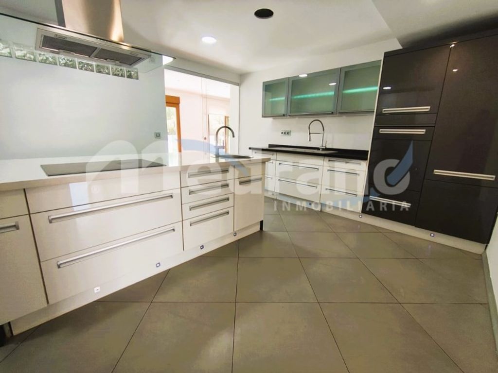 Maison de luxe à vendre à La Nucia, 900 000 €, Photo 6