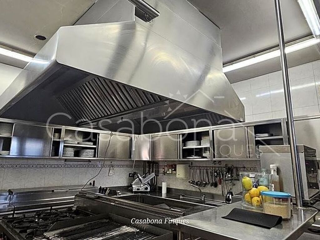 Maison de luxe à vendre à Vic, 565 000 €, Photo 1