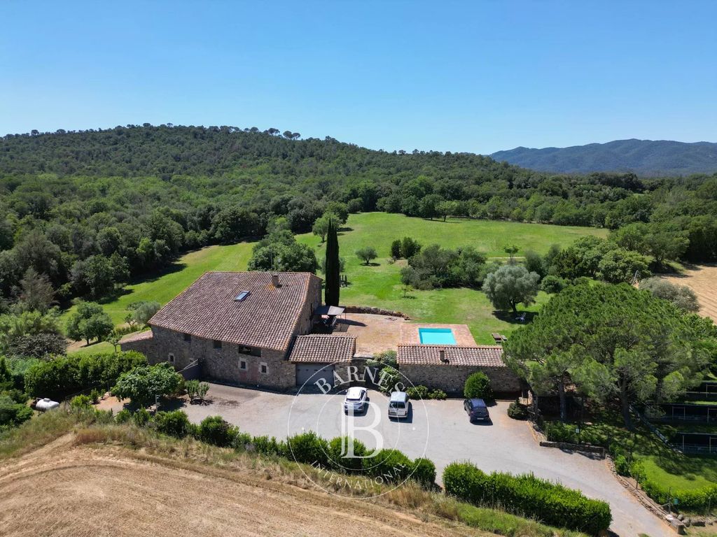 Maison de luxe à vendre à La Bisbal d'Empordà, 2 920 000 €, Photo 2