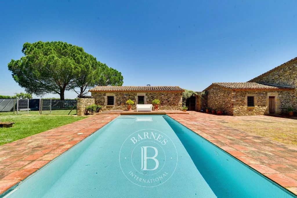 Maison de luxe à vendre à La Bisbal d'Empordà, 2 920 000 €, Photo 3