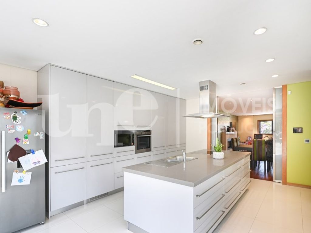 Luxury House for sale in Gondomar, 570 000 €, Photo 3
