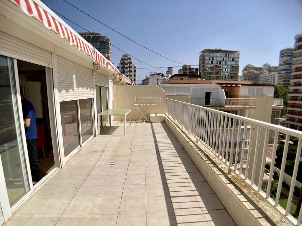 Luxury Apartment for sale in Benidorm, 540 000 €, Photo 4