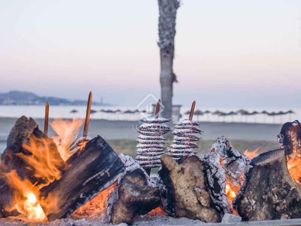 Luxury House for sale in Málaga, 850 000 €, Photo 6