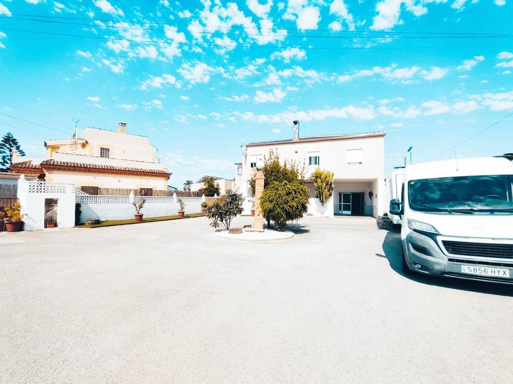 Luxury House for sale in San Fulgencio, 439 000 €, Photo 1