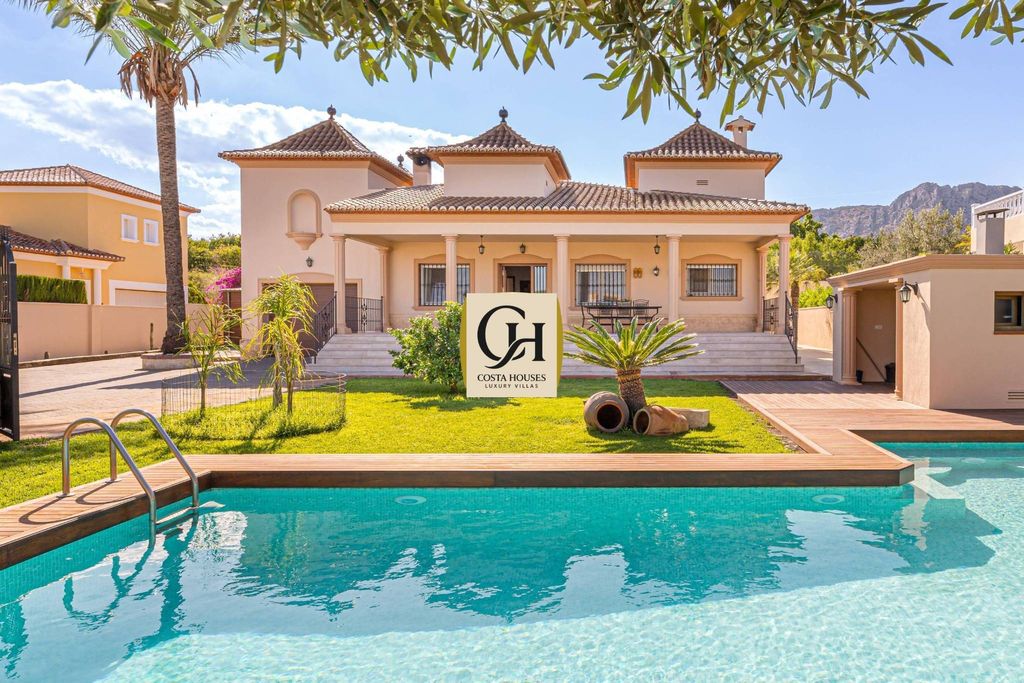 Maison de luxe à vendre à Beniarbeig, 750 000 €, Photo 1