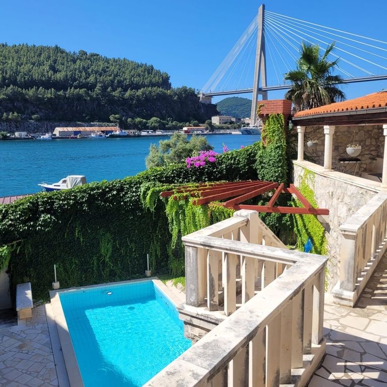 Luxury House for sale in Dubrovnik, 1 480 000 €, Photo 1