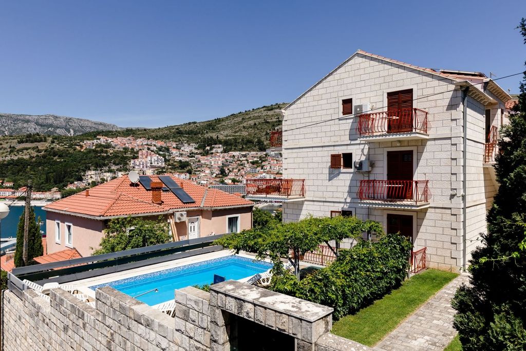 Luxury House for sale in Dubrovnik, 1 900 000 €, Photo 1