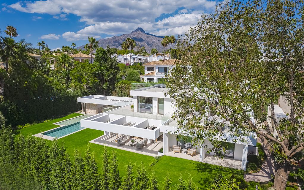 Luxury House for sale in Marbella, 5 750 000 €, Photo 3