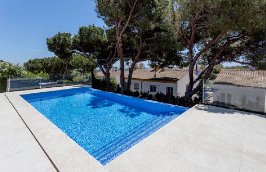 Luxury House for sale in Marbella, 1 585 000 €, Photo 4